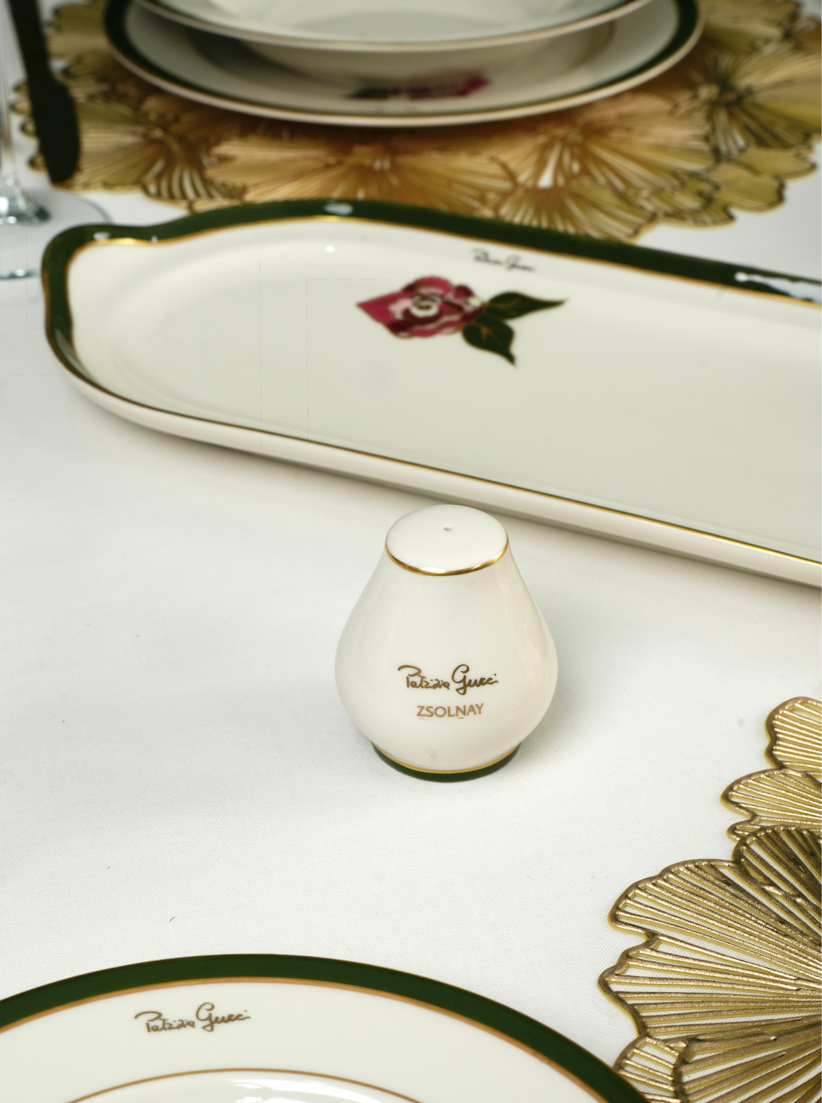 Patrizia Gucci Rose Yemek Takımı