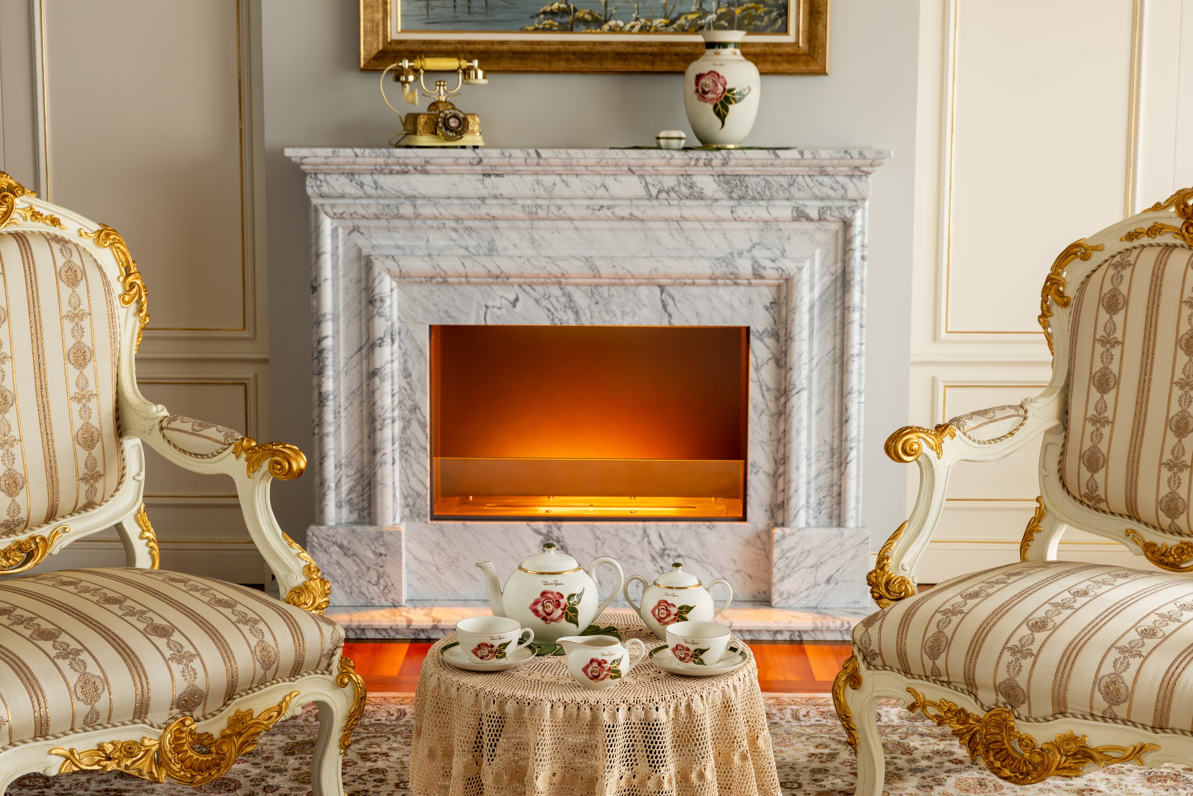 Patrizia Gucci Rose Çay Seti