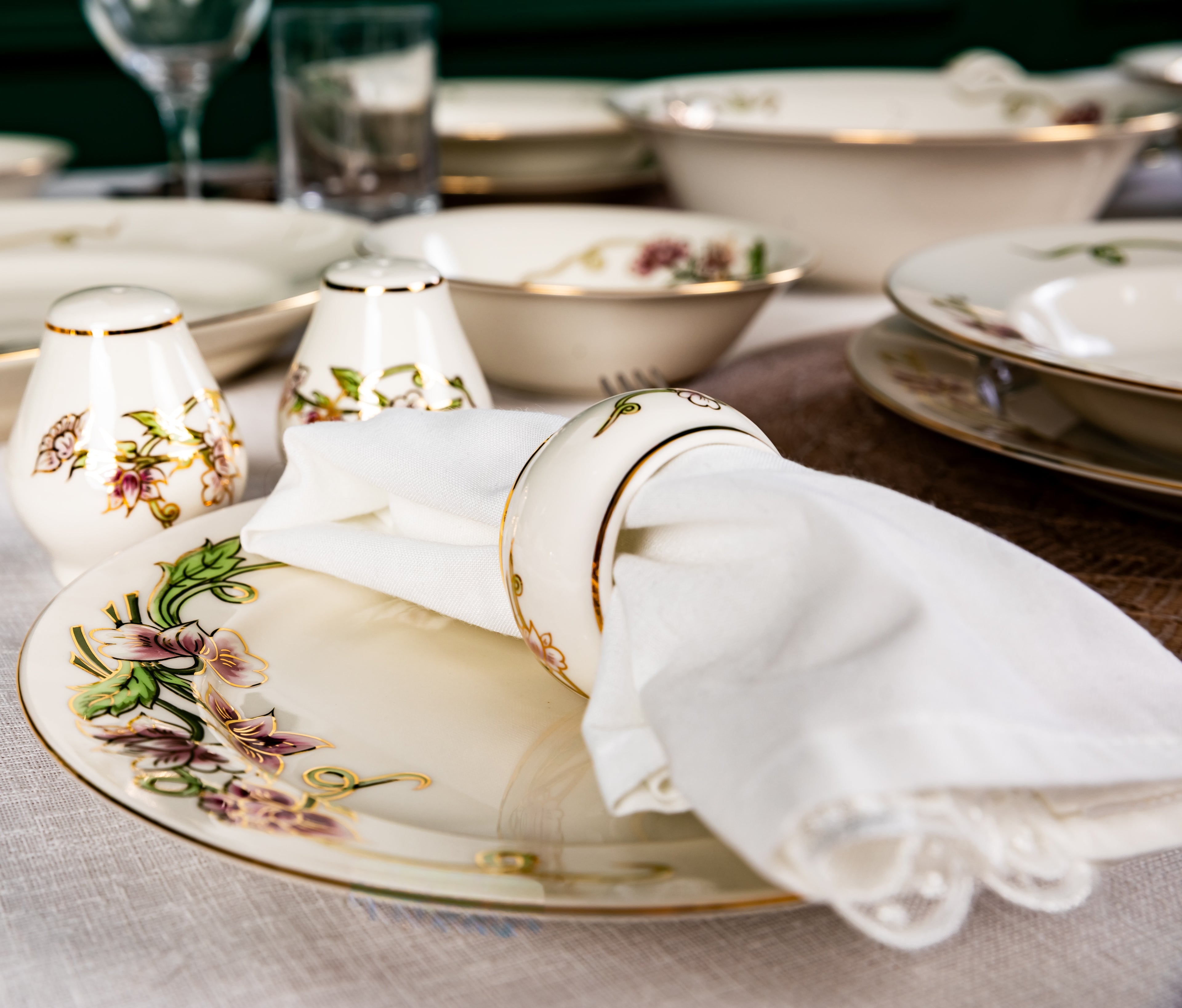 Spring Yemek Tabağı