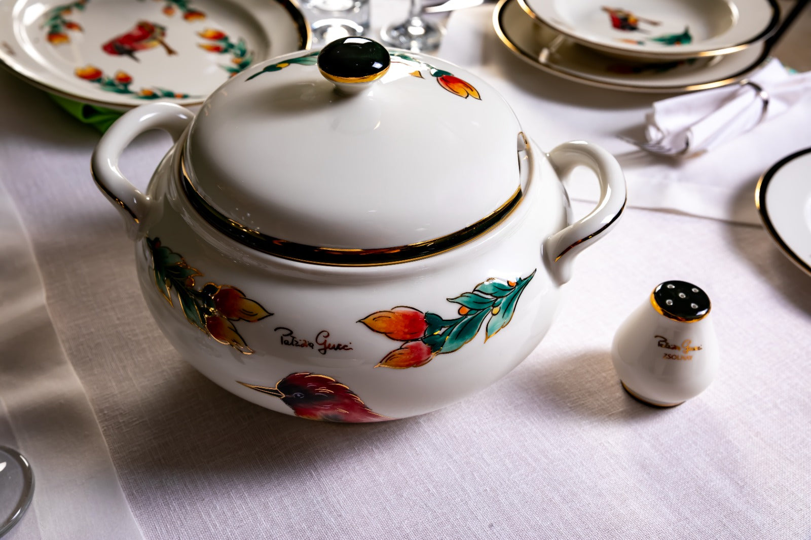 Patrizia Gucci Domani Yemek Takımı