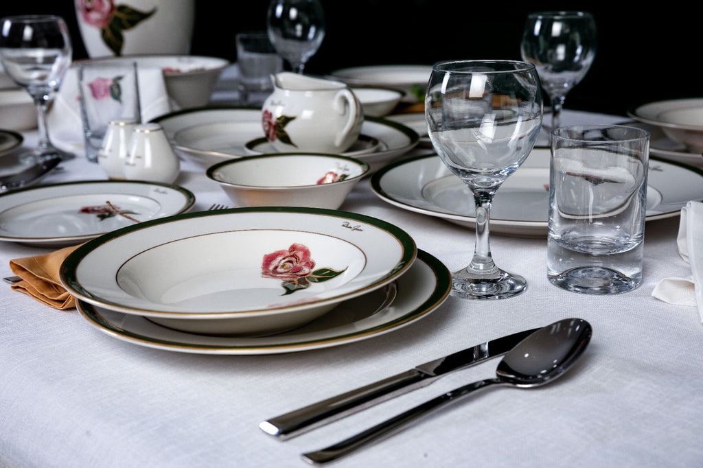 Patrizia Gucci Rose Yemek Takımı